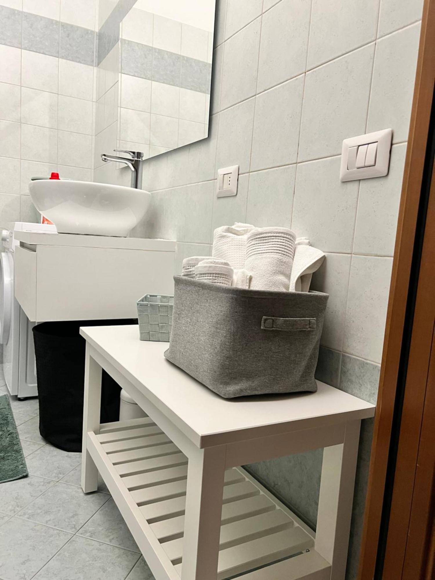 Jacam Home Free Parking Como Albese Con Cassano Exterior foto
